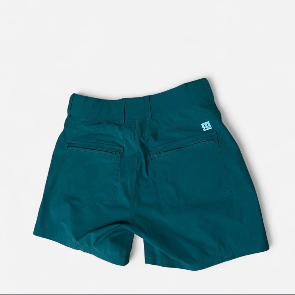 HUK Fishing Shorts Women’s Small Teal Outdoors Hiking Lake Vacation Sport - Picture 2 of 6